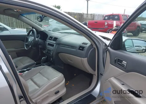 2010 Ford Fusion Sel from USA, damaged, VIN 3FAHP0JA7AR260716